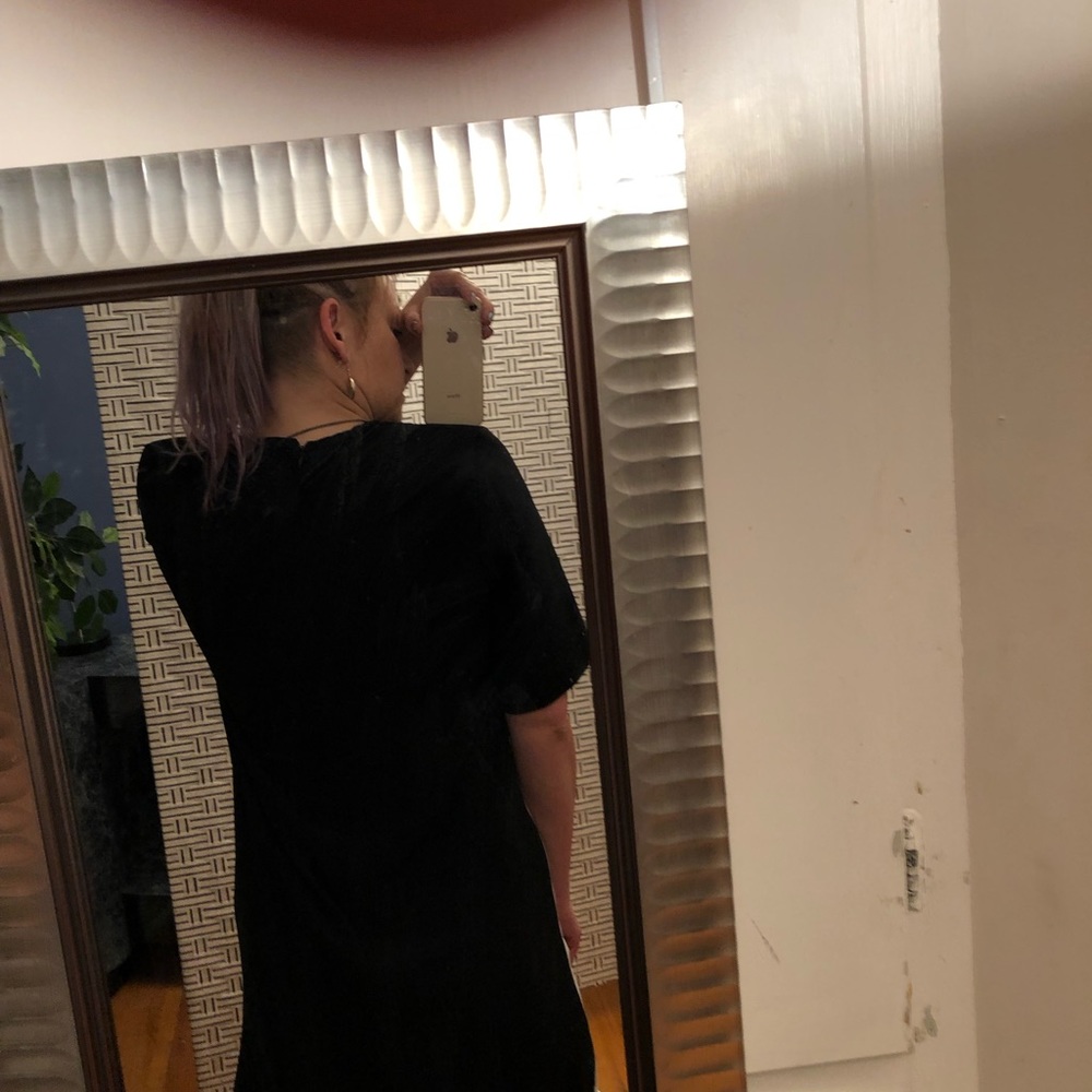 Dress - Picture 4 of 4